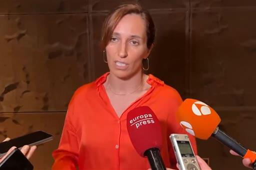 La ministra de Sanidad, Mónica García, en su comparecencia ante los medios de comunicación