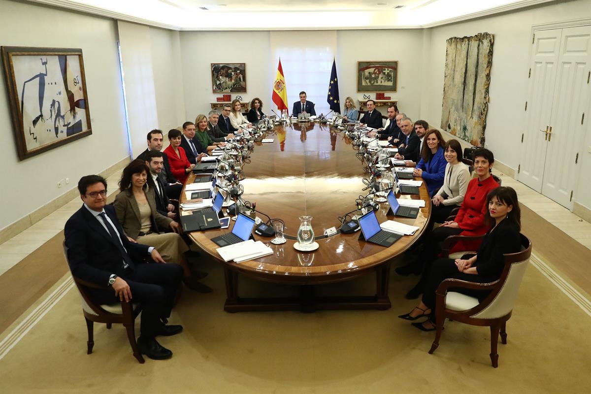 28/11/2024. Primera reunión de nuevo gabinete. Los miembros del nuevo Gobierno, presidido por Pedro Sánchez, momentos antes de comenzar la p...