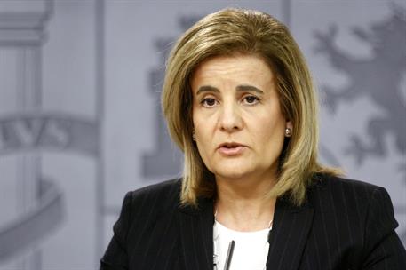 22/04/2016. Consejo de Ministros: Catalá y Báñez. La ministra de Empleo y Seguridad Social en funciones, Fátima Báñez, durante la rueda de p...