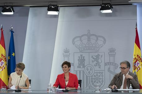 21/06/2022. Rueda de prensa tras el Consejo de Ministros: Isabel Rodríguez, Yolanda Díaz y Joan Subirats. La ministra de Política Territoria...