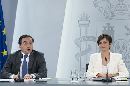 13/06/2023. Rueda de prensa tras el Consejo de Ministros: Albares, Rodríguez e Iceta. El ministro de Asuntos Exteriores, Unión Europea y Coo...