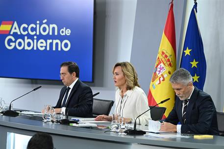 1/10/2024. Rueda de prensa tras el Consejo de Ministros: Pilar Alegría, José Manuel Albares y Fernando Grande-Marlaska. El ministro de Asunt...