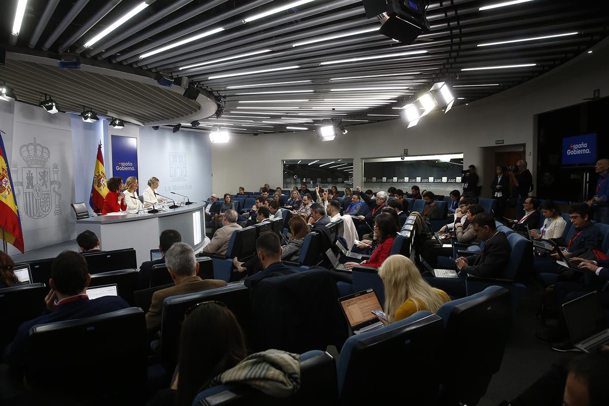 6/02/2024. Rueda de prensa tras el Consejo de Ministros: Montero, Alegría y Díaz. La vicepresidenta primera y ministra de Hacienda, María Je...