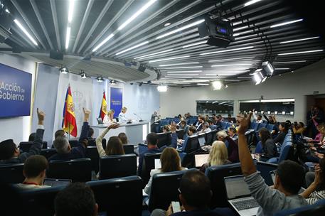 8/10/2024. Rueda de prensa tras el Consejo de Ministros: Pilar Alegría y Yolanda Díaz. La vicepresidenta segunda y ministra de Trabajo y Eco...