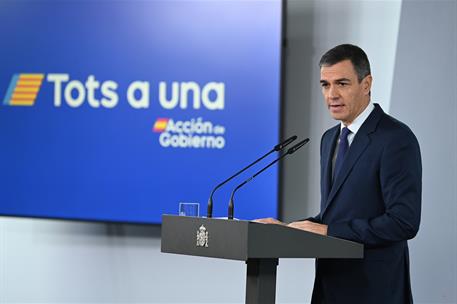 11/11/2024. Comparecencia de Pedro S&#225;nchez tras la reuni&#243;n del Consejo de Ministros. El presidente del Gobierno, Pedro S&#225;nchez, durante su i...