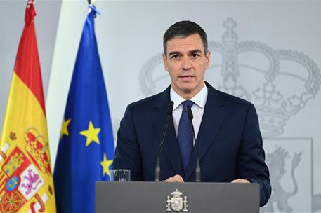 11/11/2024. Comparecencia de Pedro S&#225;nchez tras la reuni&#243;n del Consejo de Ministros. El presidente del Gobierno, Pedro S&#225;nchez, durante su i...