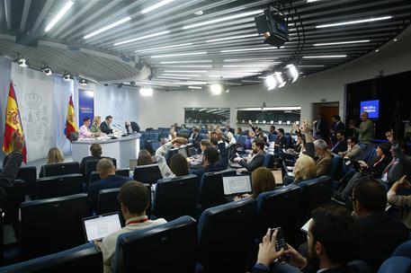 15/10/2024. Rueda de prensa tras el Consejo de Ministros. La ministra portavoz, Pilar Alegría, junto al ministro de Economía, Comercio y Emp...