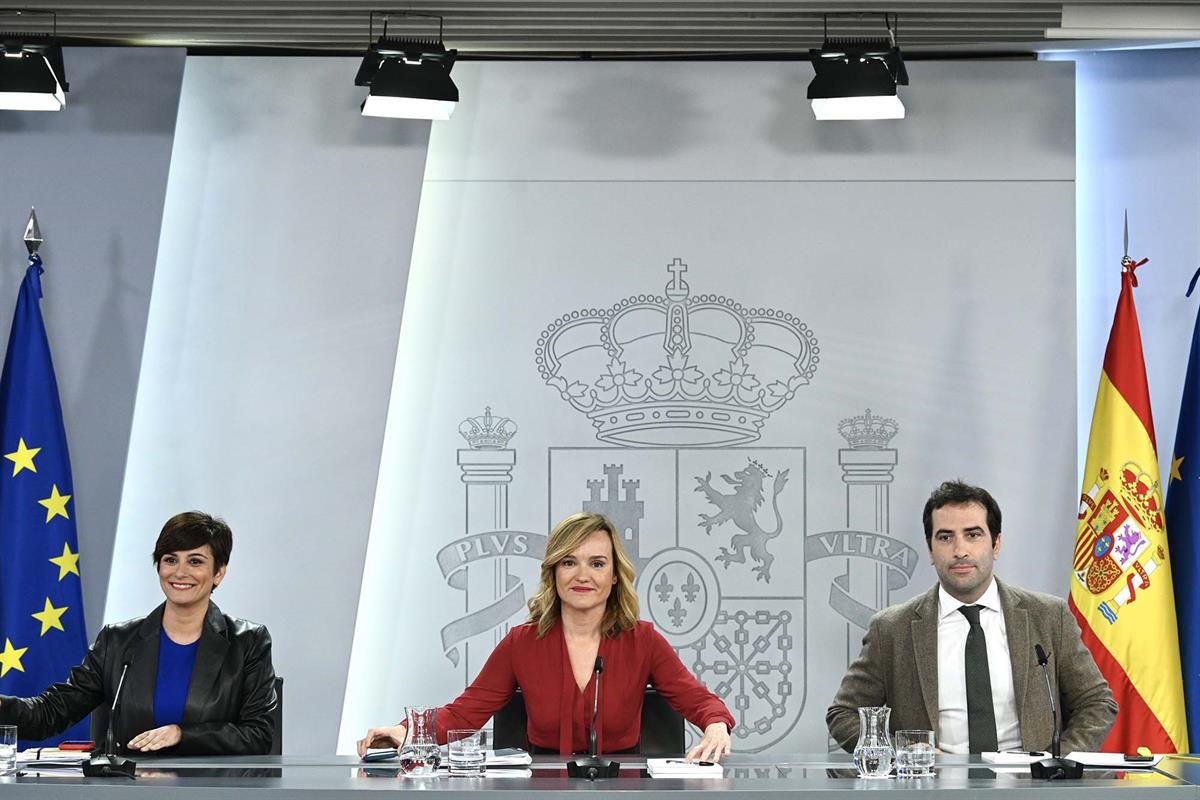 19/03/2024. Rueda de prensa tras el Consejo de Ministros: Pilar Alegría, Isabel Rodríguez y Carlos Cuerpo. La ministra de Educación, Formaci...