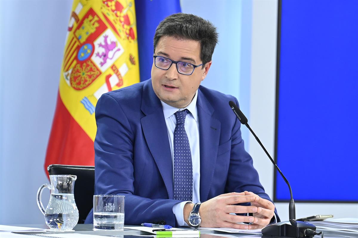 El ministro para la Transformación Digital y de la Función Pública, Óscar López, en la rueda de prensa