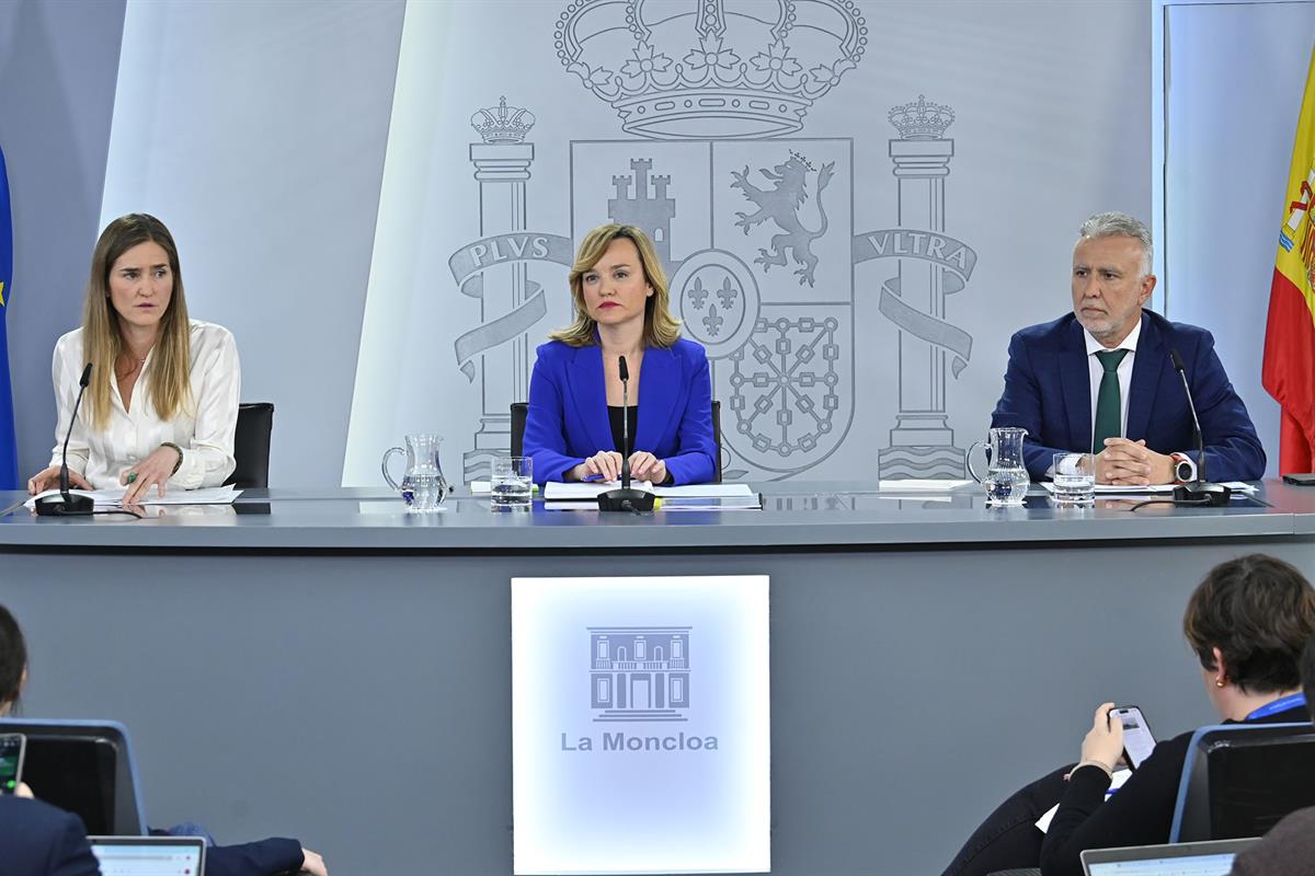 La vicepresidenta Sara Aagesen, la ministra Pilar Alegría y el ministro Ángel Víctor Torres