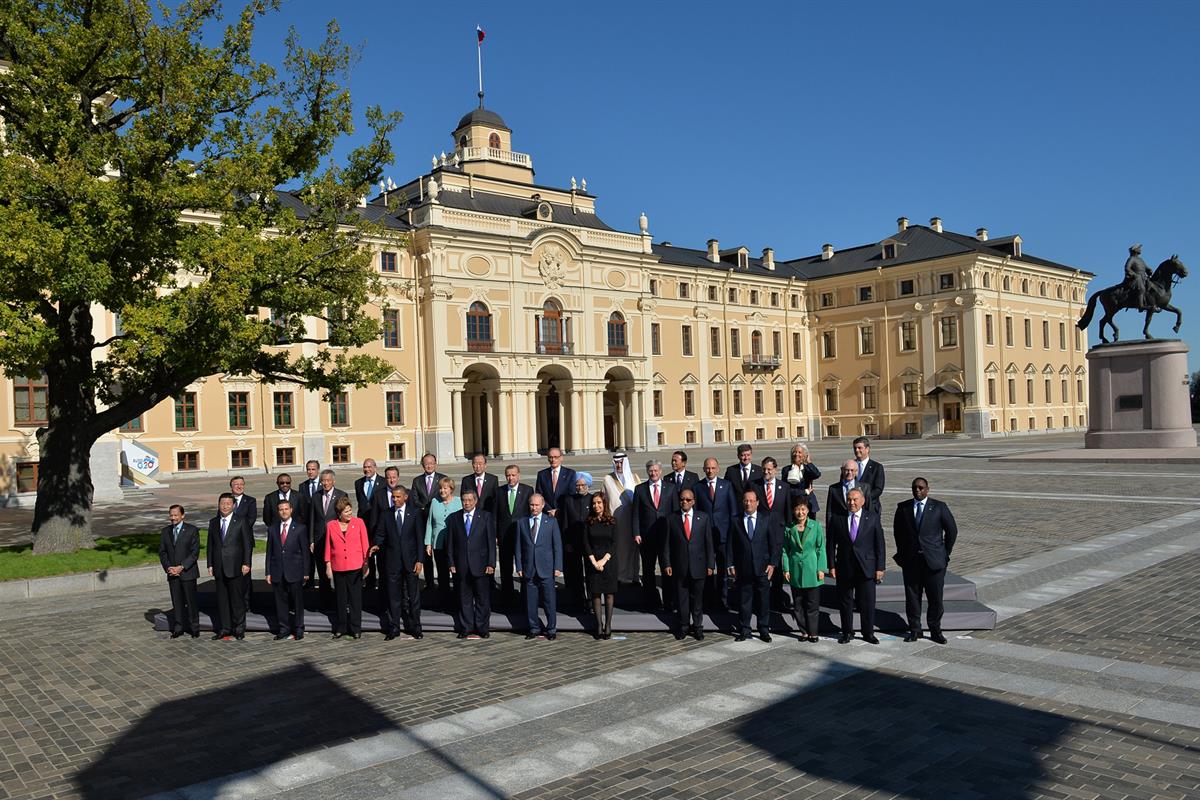 6/09/2013. El presidente asiste a la Cumbre del G20 en San Petersburgo. El presidente del Gobierno, Mariano Rajoy, en la foto de familia de ...