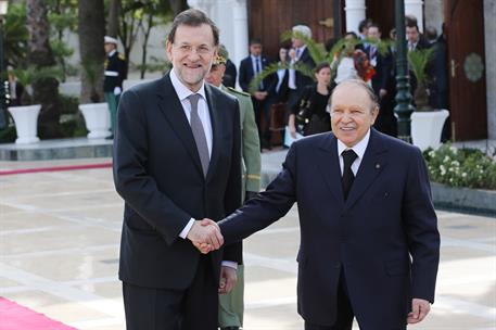 10/01/2013. V Reunión de Alto Nivel Argelia-España. El presidente del Gobierno, Mariano Rajoy, con el presidente de la República argelina, A...