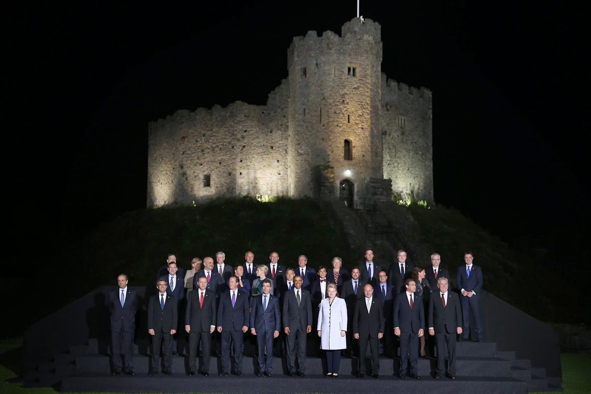 4/09/2014. Rajoy asiste a la Cumbre de la OTAN. Los líderes de los países participantes en la Cumbre de la OTAN posan para la foto de famili...