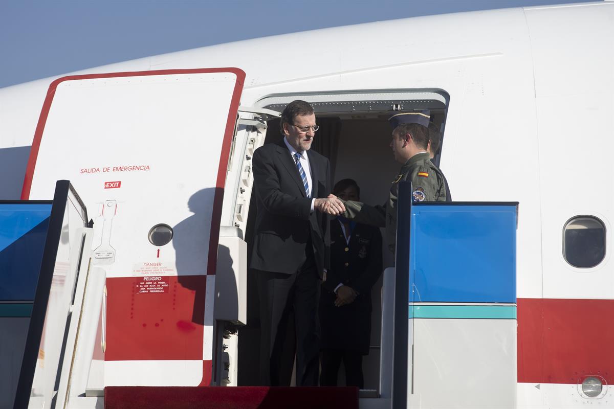 11/02/2014. Rajoy asiste a la V Reunión de Alto Nivel turco-española. El presidente del Gobierno, Mariano Rajoy, a su llegada a Ankara para ...