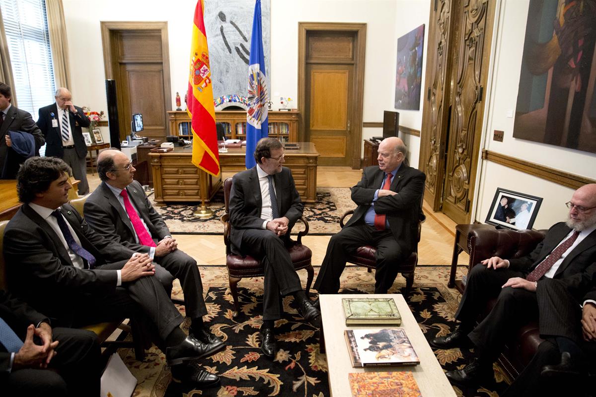 14/01/2014. Rajoy viaja a Estados Unidos en visita oficial. El presidente del Gobierno, Mariano Rajoy, junto al secretario general de la Org...