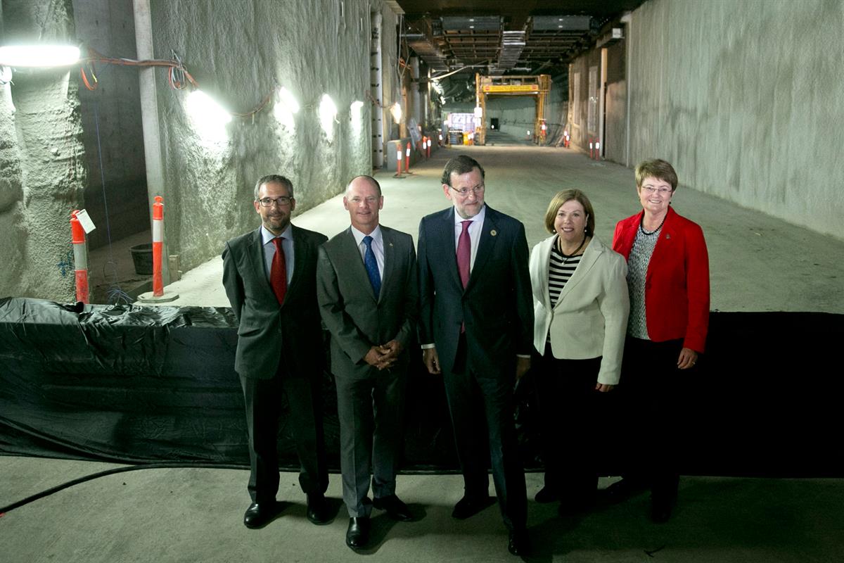15/11/2014. Rajoy visita las obras del túnel cuya construcción lidera Acciona. El presidente del Gobierno, Mariano Rajoy, visita en Brisbane...