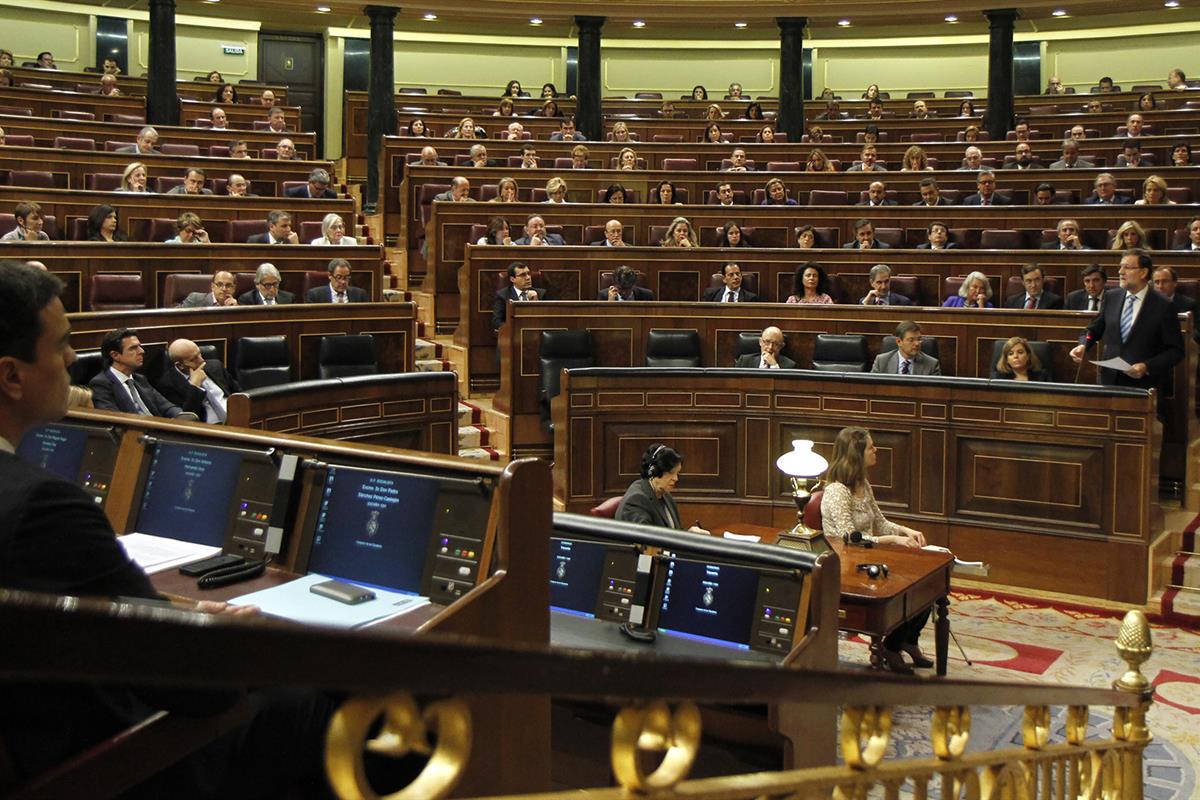 8/10/2014. Rajoy asiste a la sesión de control al Gobierno. El presidente del Gobierno, Mariano Rajoy, asiste a la sesión de control al Gobi...