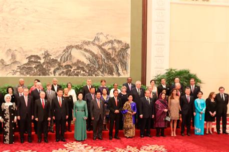 14/05/2017. Viaje de Mariano Rajoy a la República Popular de China. Detalle de la foto de familia de los jefes de la delegación asistentes a...