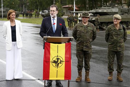 18/07/2017. Rajoy visita al contingente español en Letonia. El presidente del Gobierno, Mariano Rajoy, se dirige a las tropas españolas desp...