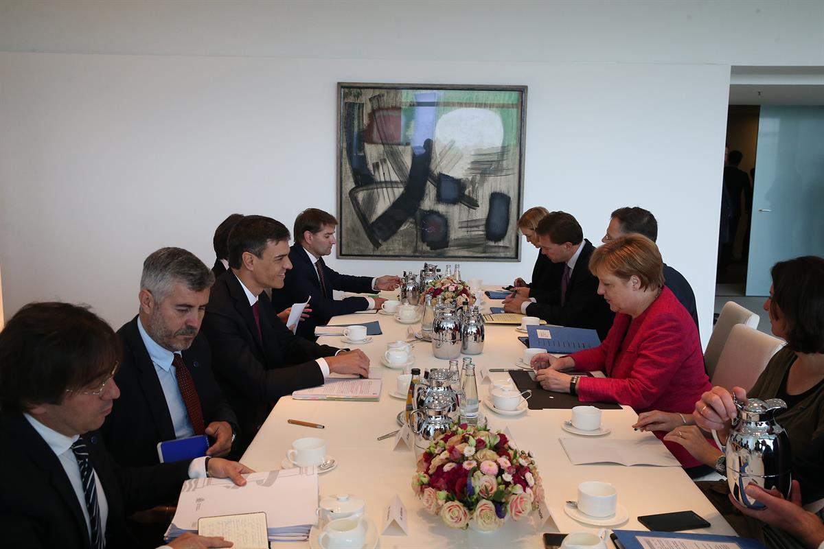 26/06/2018. Sánchez se reúne con Angela Merkel. El presidente del Gobierno, Pedro Sánchez, y la canciller de la República Federal de Alemani...