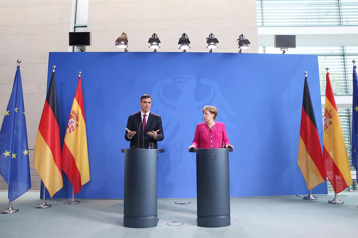 26/06/2018. Sánchez se reúne con Angela Merkel. El presidente del Gobierno, Pedro Sánchez, y la canciller de la República Federal de Alemani...