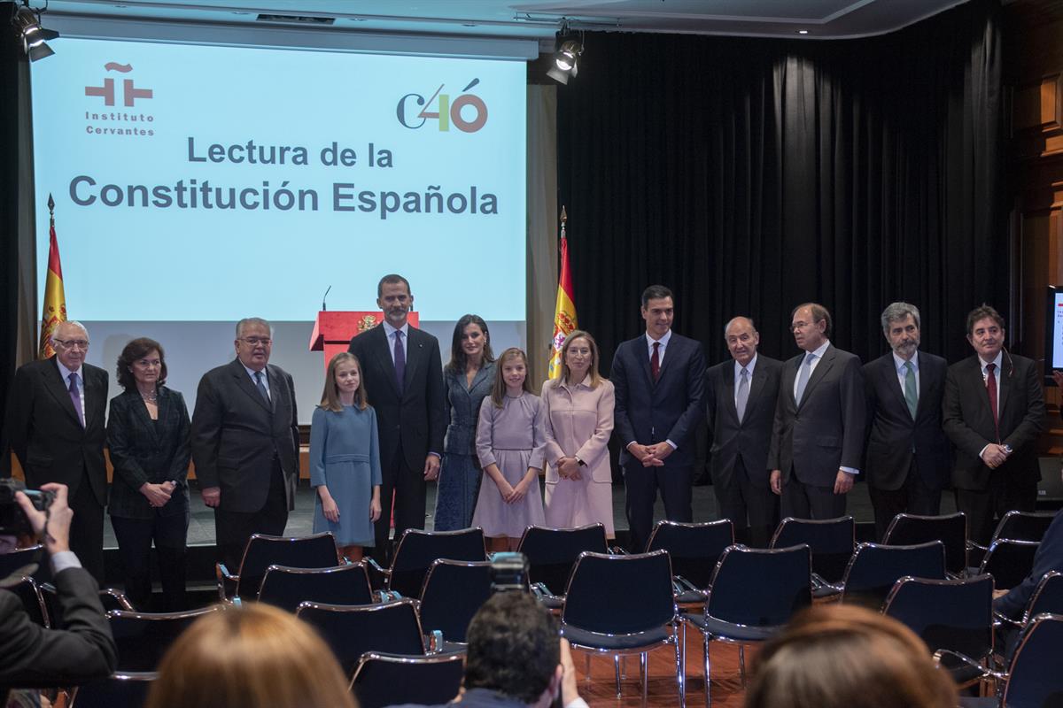 31/10/2018. Sánchez asiste a la lectura de la Constitución. Los Reyes y sus hijas, la princesa Leonor y la infanta Sofía, junto al president...