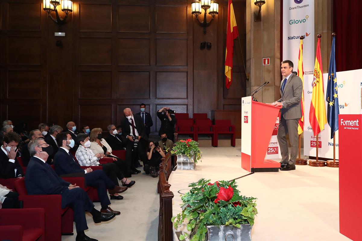 7/06/2021. Sánchez preside la entrega de la medalla de Foment del Treball a Javier Godó. El presidente del Gobierno, Pedro Sánchez, intervie...