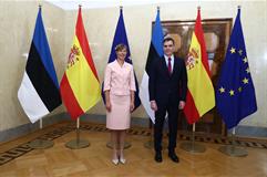 El presidente del Gobierno, Pedro Sánchez, se reúne con la presidenta de Estonia, Kersti Kaljulaid