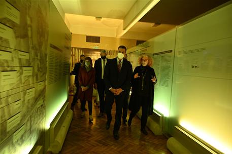 9/06/2021. Viaje oficial de Pedro Sánchez a Argentina: visita al Museo Sitio de la Memoria. El presidente del Gobierno, Pedro Sánchez, visit...