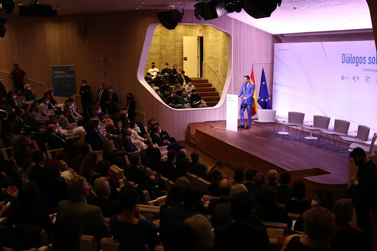 13/12/2021. Pedro Sánchez clausura la jornada 'Diálogos sobre el futuro. Construyendo la España que seremos'. El presidente del Gobierno, Pe...