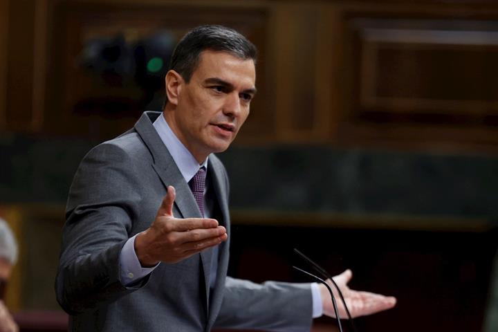 La Moncloa. 14/04/2021. Pedro Sánchez expresses his commitment to improve  job opportunities for young people [President/News]