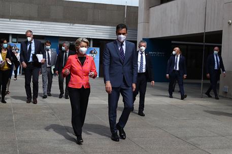 16/06/2021. Pedro Sánchez recibe a Ursula von der Leyen. El presidente del Gobierno, Pedro Sánchez, conversa con presidenta de la Comisión E...