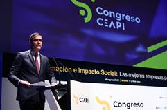 El presidente del Gobierno, Pedro Sánchez, durante el Congreso CEAPI