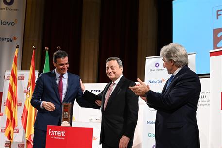 18/06/2021. Pedro Sánchez participa en la XVIII edición del Foro de Diálogo Italia-España. El presidente del Gobierno, Pedro Sánchez, y el p...