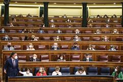 El presidente del Gobierno, Pedro Sánchez, durante una de sus intervenciones en la sesión de control en el Congreso