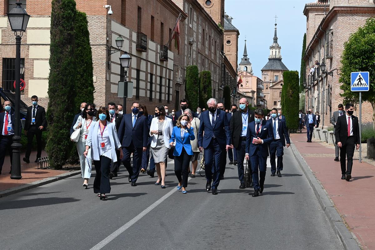 31/05/2021. Pedro Sánchez preside la XIII Cumbre Hispano-Polaca. Los ministros participantes en la XIII Cumbre Hispano-Polaca se dirigen al ...