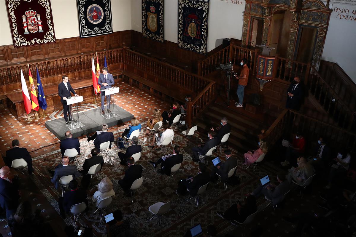 31/05/2021. Pedro Sánchez preside la XIII Cumbre Hispano-Polaca. El presidente del Gobierno, Pedro Sánchez, y el primer ministro de la Repúb...