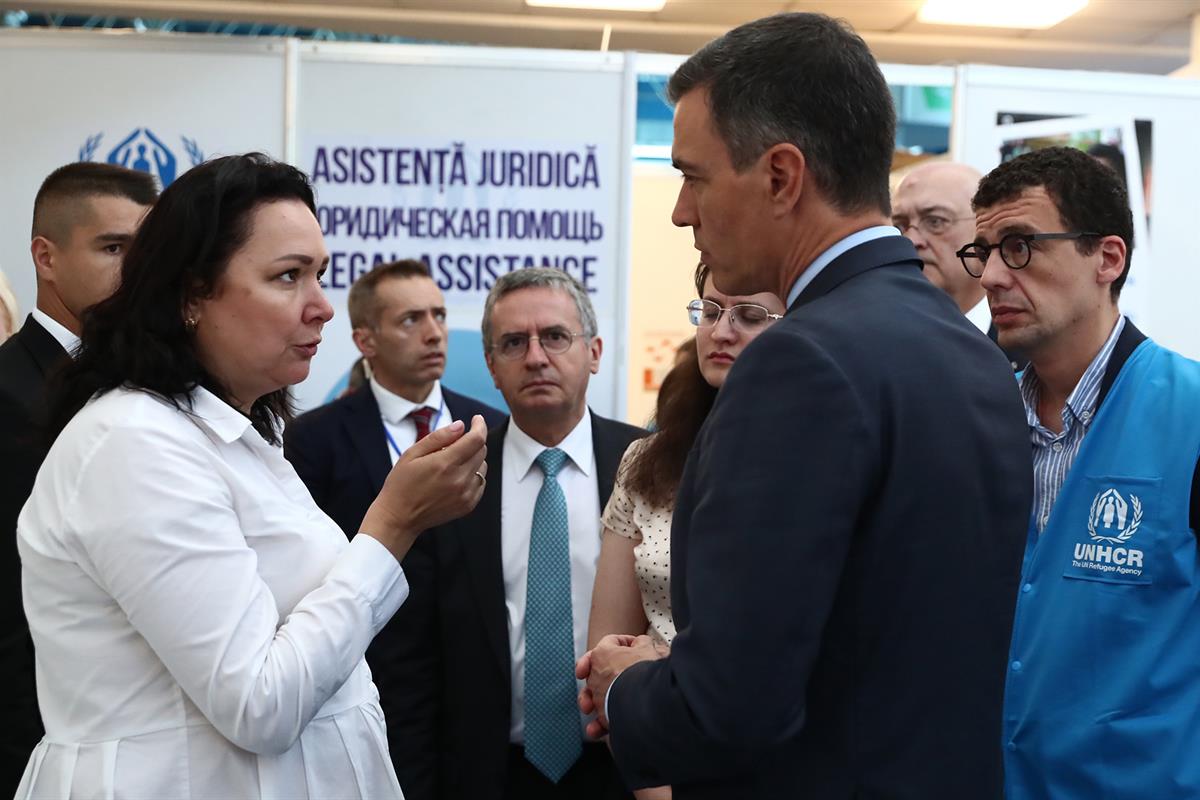 3/06/2022. El presidente del Gobierno viaja a la República de Moldavia. Pedro Sánchez ha visitado un Centro de refugiados ucranianos.