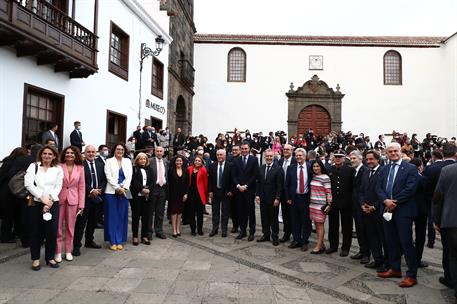 12/03/2022. Pedro Sánchez asiste al Acto de Homenaje a la Ejemplaridad del Pueblo de La Palma. El presidente del Gobierno, Pedro Sánchez, co...