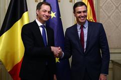 El presidente del Gobierno, Pedro Sánchez, y el primer ministro de Bélgica, Alexander De Croo