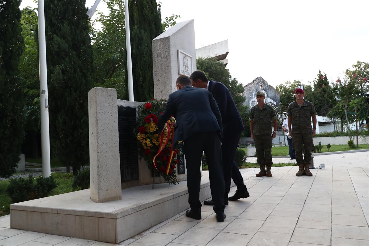 30/07/2022. Ofrecimiento floral de Pedro Sánchez a los caídos españoles en la guerra en Bosnia Herzegovina. Ofrecimiento floral de Pedro Sán...