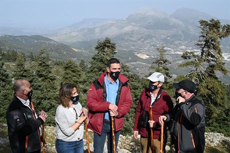 31/01/2022. Pedro Sánchez visita el Parque Nacional de Sierra de las Nieves. El presidente del Gobierno, Pedro Sánchez, durante su visita al...