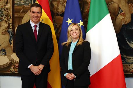 5/04/2023. Viaje del presidente del Gobierno a Italia. El presidente del Gobierno, Pedro S&#225;nchez, y la primera ministra de la Rep&#250;blica Ital...