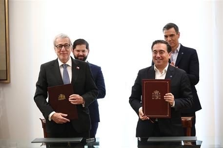 14/07/2023. Pedro S&#225;nchez recibe al presidente de Chile, Gabril Boric. El ministro de Asuntos Exteriores, Uni&#243;n Europea y Cooperaci&#243;n, Jos&#233; ...