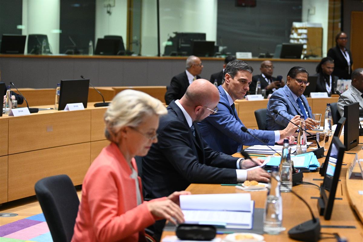 17/07/2023. Pedro Sánchez participa en la Cumbre UE-CELAC. El presidente del Gobierno durante su intervención en la sesión inaugural de la cumbre