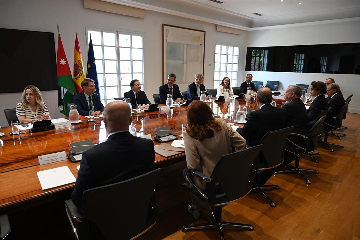 19/06/2023. Pedro Sánchez recibe al rey de Jordania, Abdalá II bin Al Husein. El presidente del Gobierno, Pedro Sánchez, y el rey de Jordani...