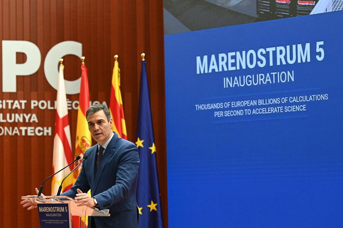 21/12/2023. Sánchez visita el Centro Nacional de Supercomputación. El presidente del Gobierno, Pedro Sánchez, durante su comparecencia tras ...