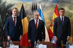 El presidente del Gobierno, el primer ministro de Israel, Benjamin Netanyahu, y el primer ministro belga