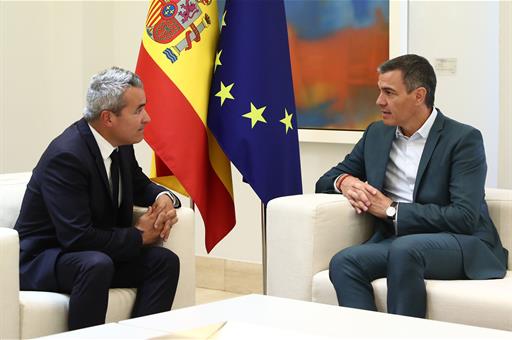 3/09/2024. The President of the Government of Spain receives the new President of Anfac, Josep María Recansens. Meeting between the Presiden...