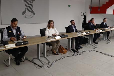 4/11/2024. Pedro Sánchez asiste a la reunión del Comité de crisis para el seguimiento de los efectos de la DANA. Reunión del Comité de crisi...